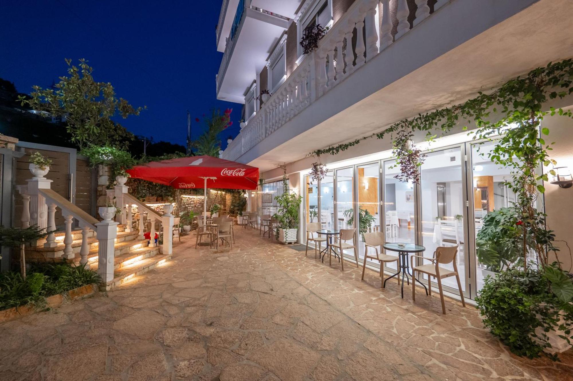 Hotel Elite Саранде Екстериор снимка