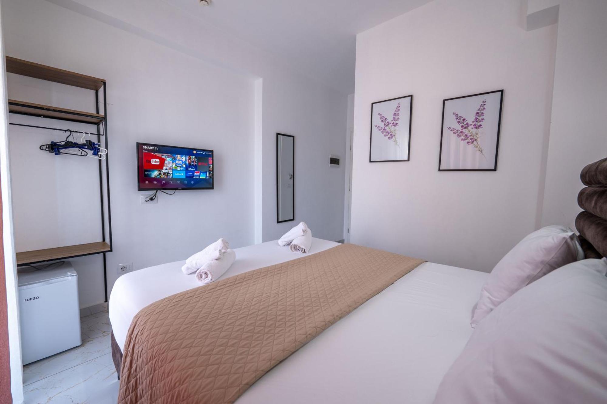 Hotel Elite Саранде Екстериор снимка