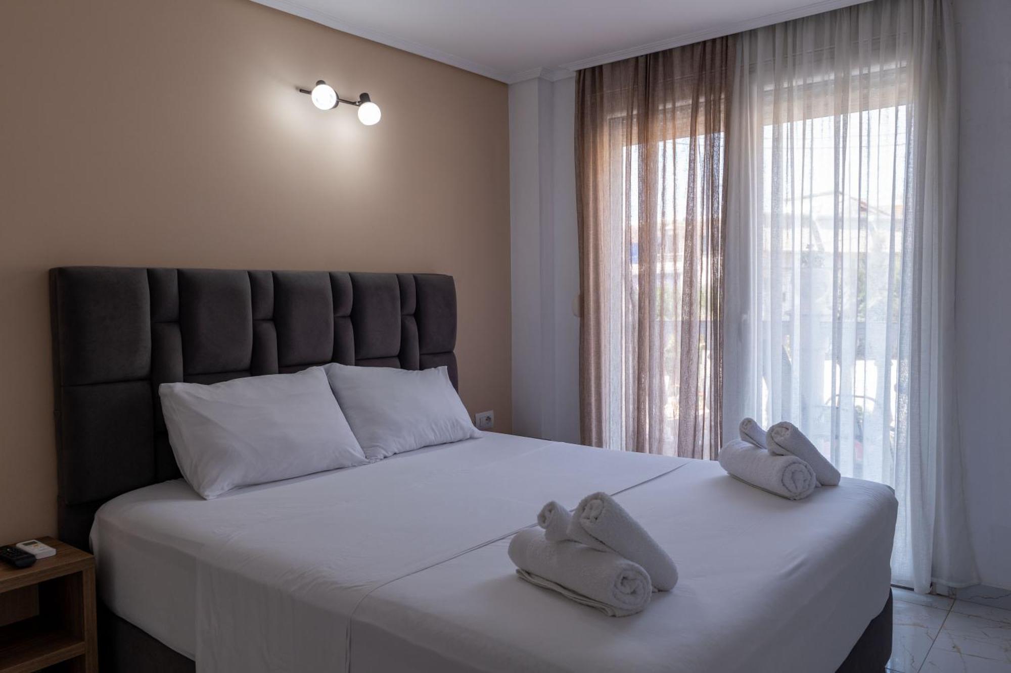 Hotel Elite Саранде Екстериор снимка